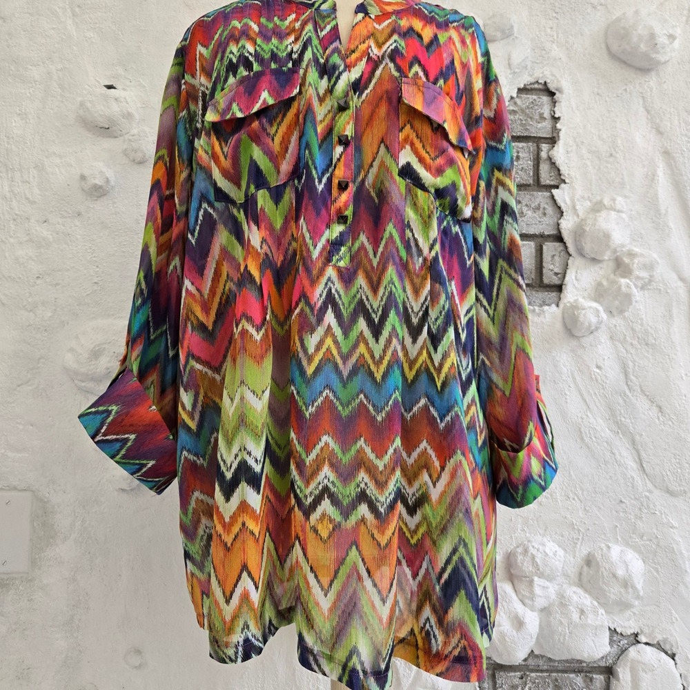Cocomo Woman Multi Color Chevron Zigzag Tunic Stud Button Top Womens XL